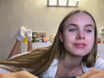 girl Sexy Cam Girls Love To Sex Chat On Video with gucci_rich